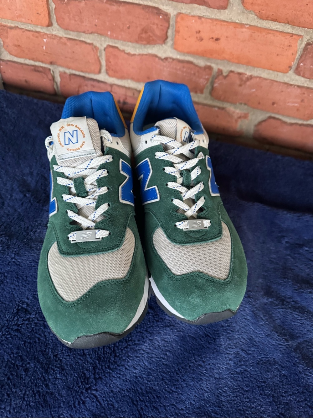 New Balance Men's Green & Gray Sneakers with Blue Logo Accents model 574